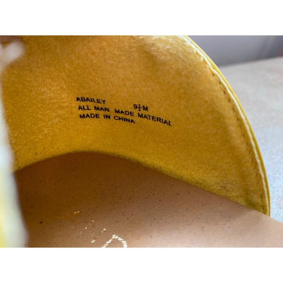 Andiamo Yellow Cutout Slide Sandals Summer Beach Resort Boho Coastal Slip-On 9.5 - Picture 4 of 6